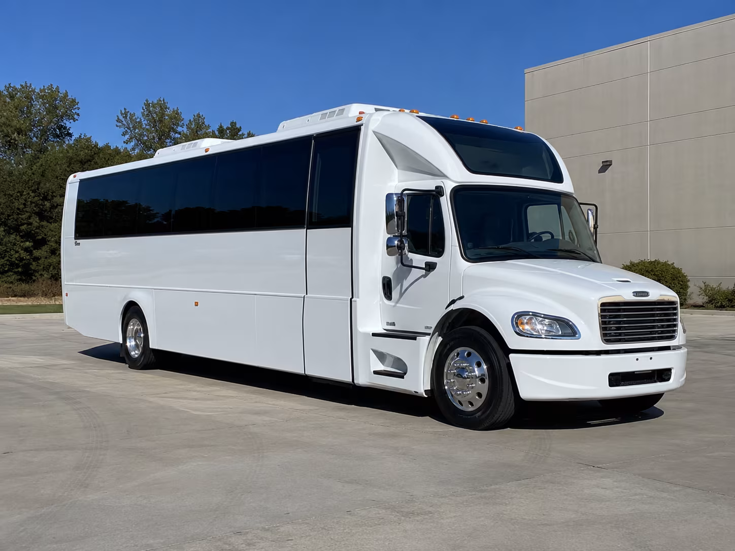 college station 28 passenger party bus